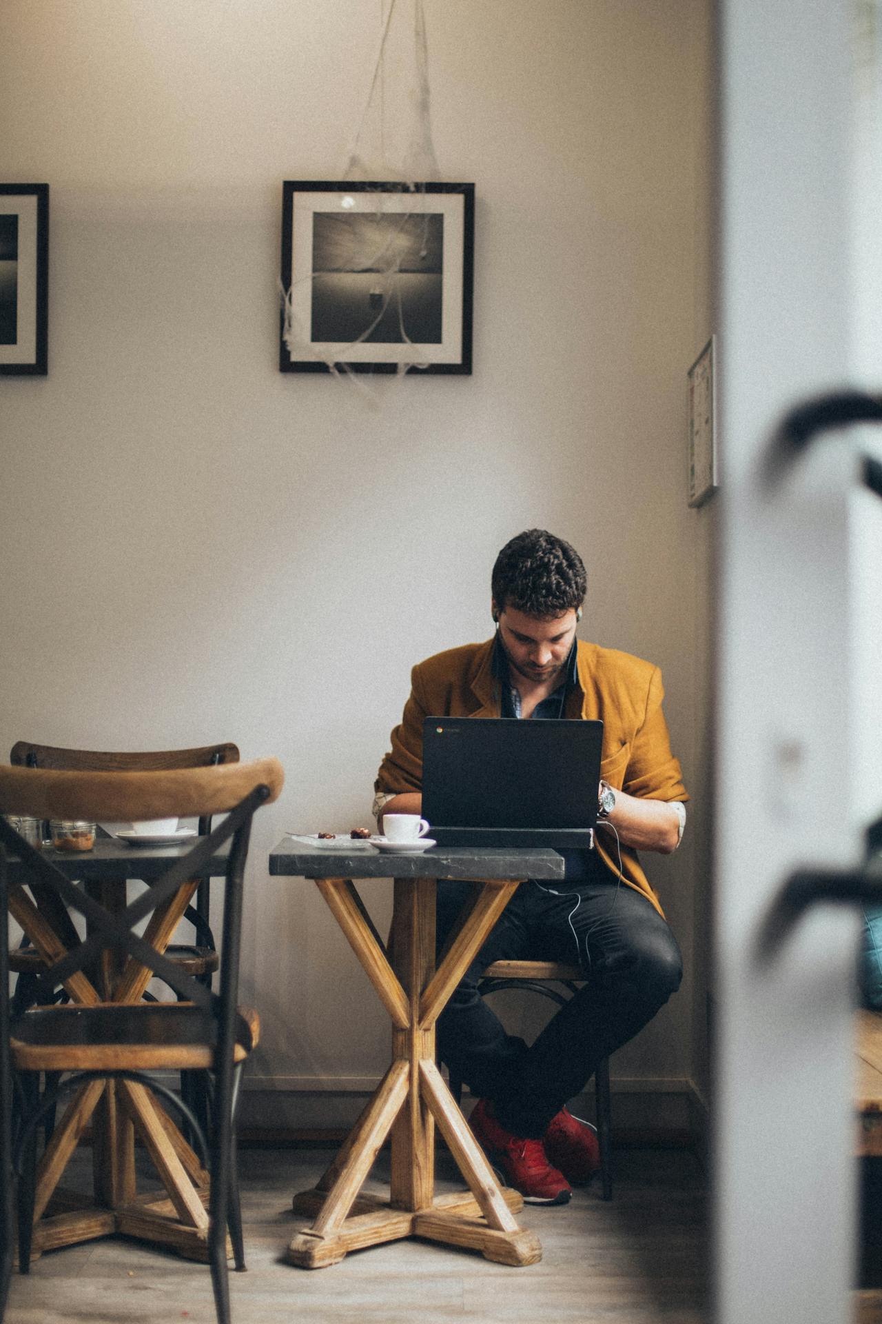 Pourquoi un VPN devient un vrai outil business pour les entrepreneurs et les équipes marketing