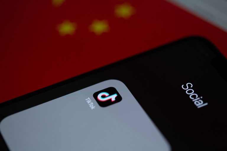 TikTok Shop et affiliation mode : quelles opportunités pour réussir en affiliation marketing ?